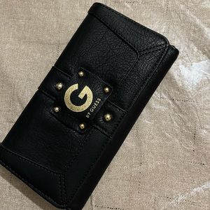 Guess wallet